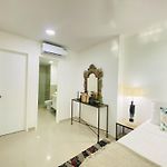 Direct Sea Access, Pools, 7 min to Historic Center Mar Directo, Piscinas y 7 Min al Centro