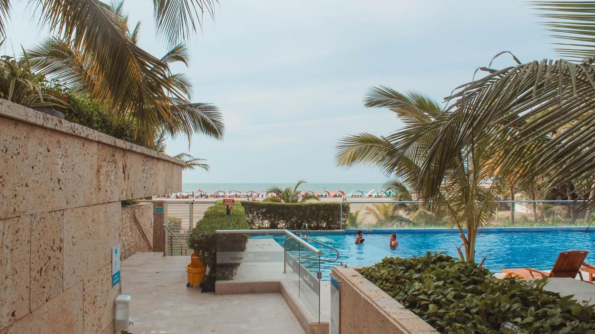 In Beachfront Building With Pools Near Historic Center
