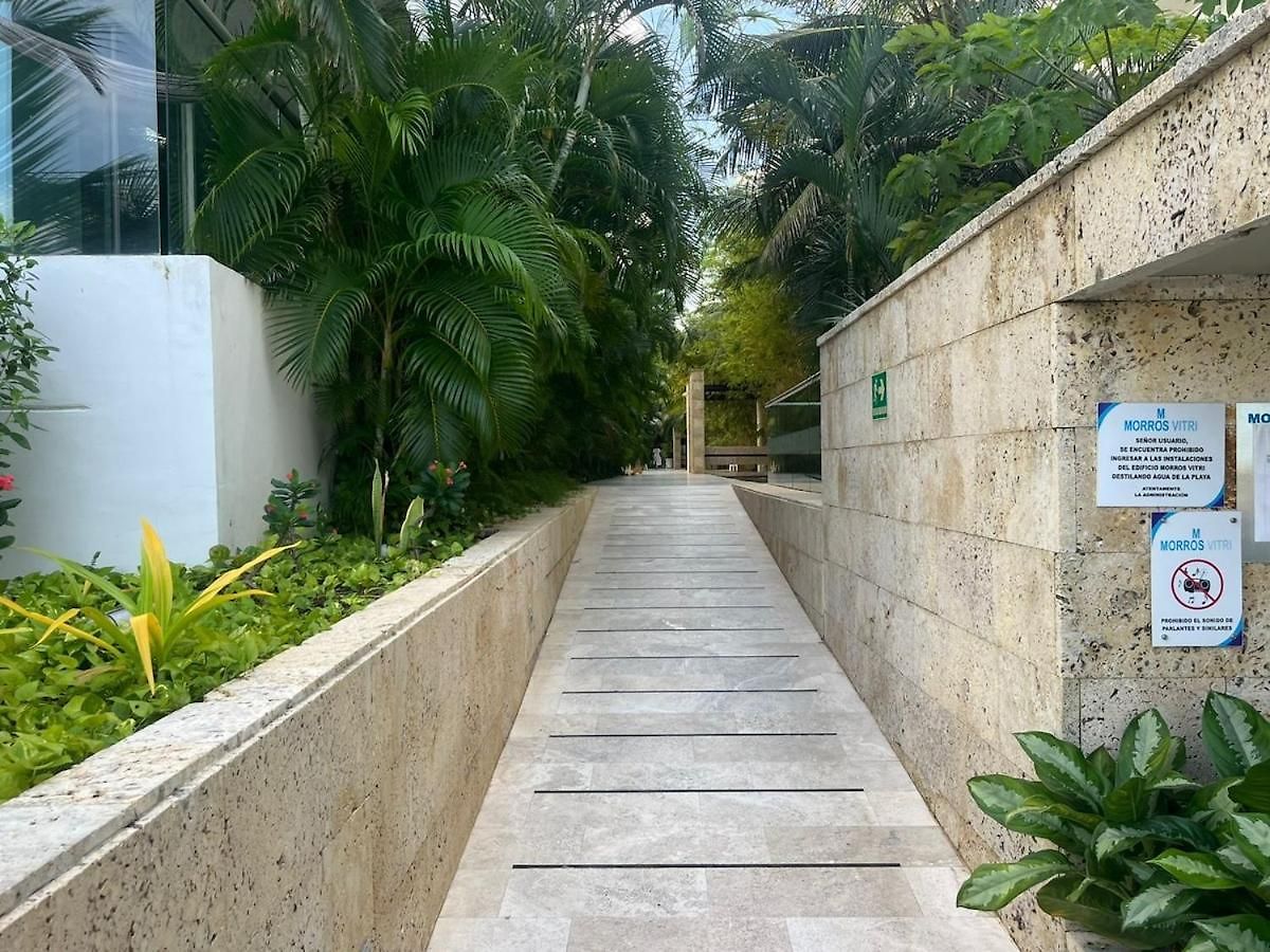 Apartamento In Beachfront Building With Pools Near Historic Center