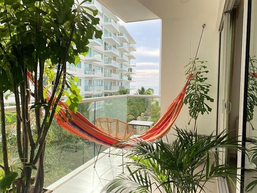 Apartamento In Beachfront Building With Pools Near Historic Center