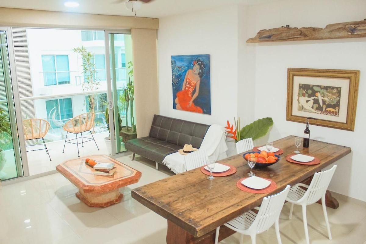 Apartamento In Beachfront Building With Pools Near Historic Center