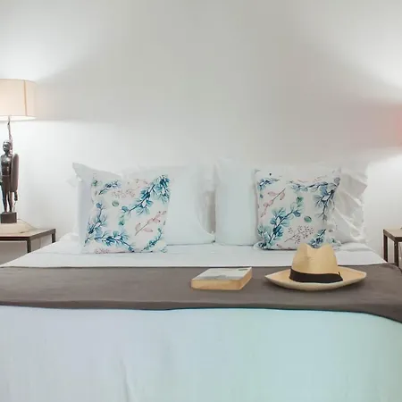 In Beachfront Building With Pools Near Historic Center *
